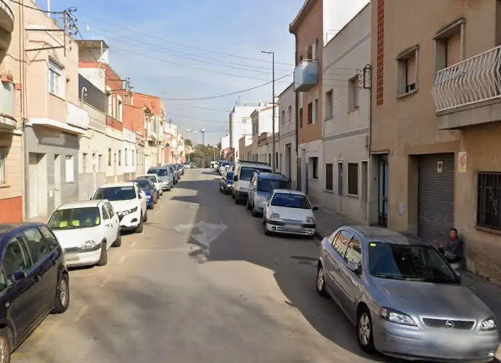 Vista exterior de Edificio en venta en Sabadell