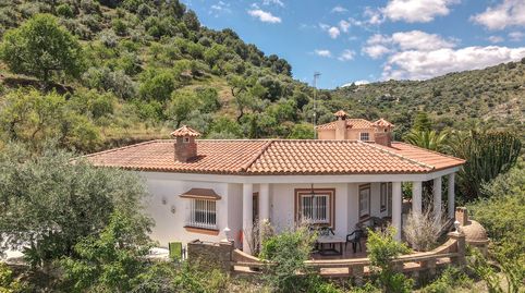 Villa independiente en Monda