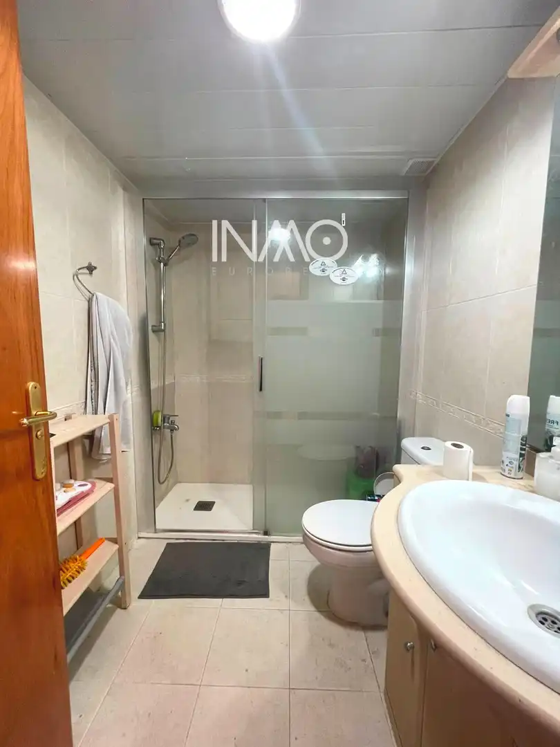 Badezimmer von Maisonette zum Verkauf in Rubí mit Klimaanlage, Heizung und Terrasse