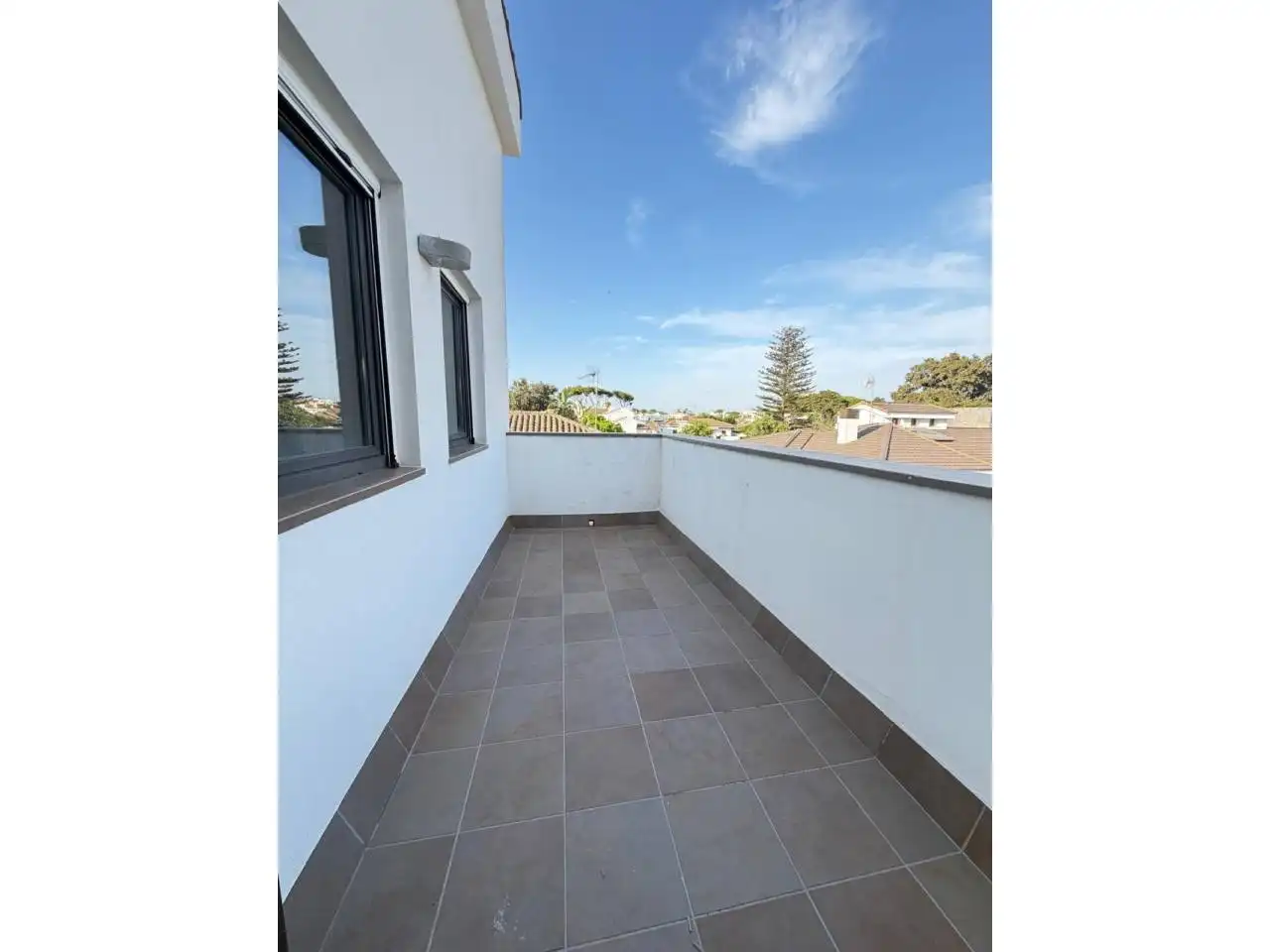 Terrassa de Casa o xalet en venda en Chiclana de la Frontera amb Aire condicionat, Jardí privat i Terrassa