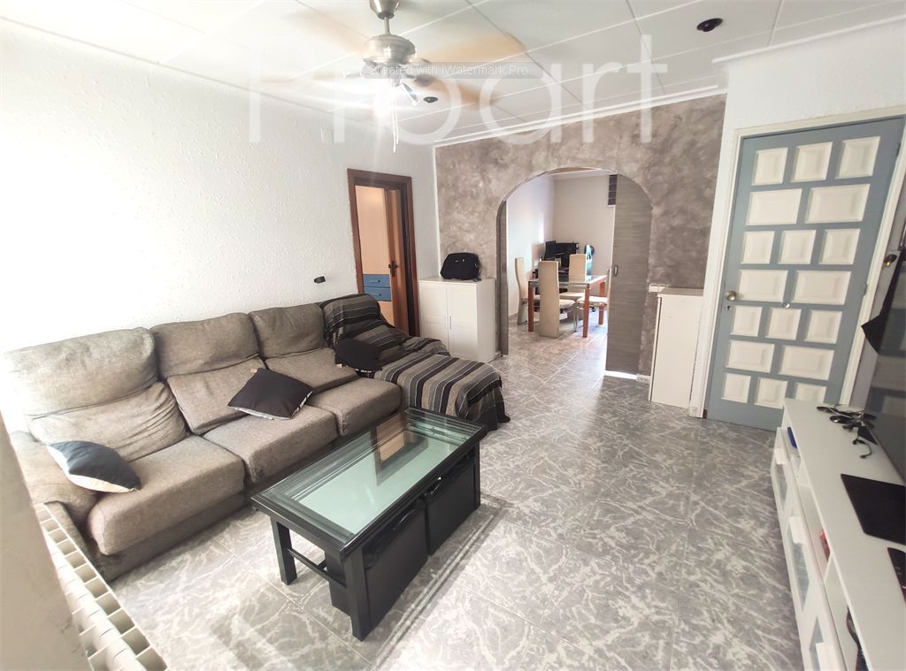 Living room of Flat for sale in Canovelles  with Air Conditioner, Heating and Storage room