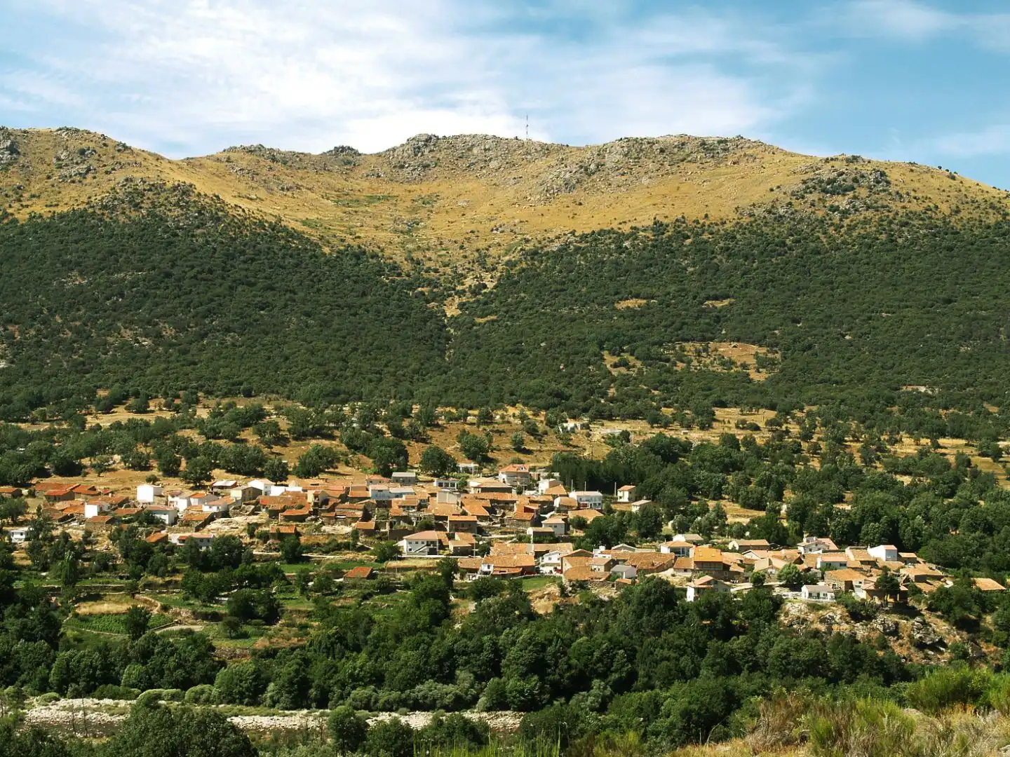 Vista exterior de Residencial en venta en Zapardiel de la Ribera