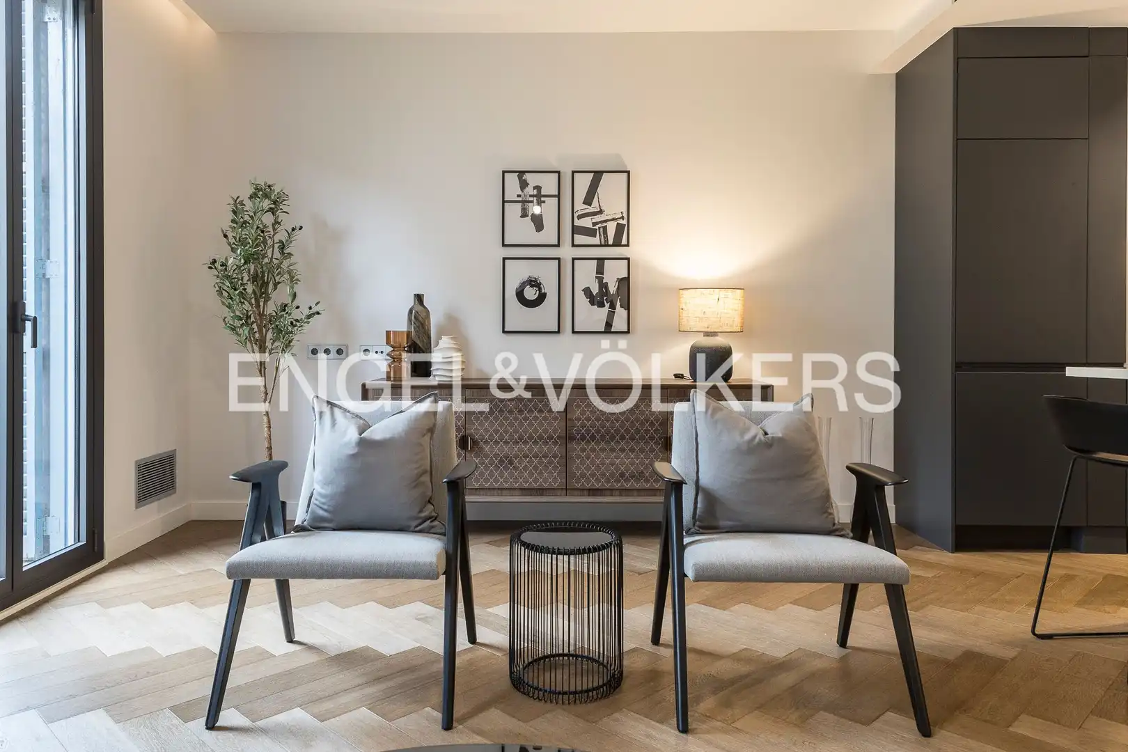 Piso con terraza en venta en Carrer d'Enric Granados, imagen 4