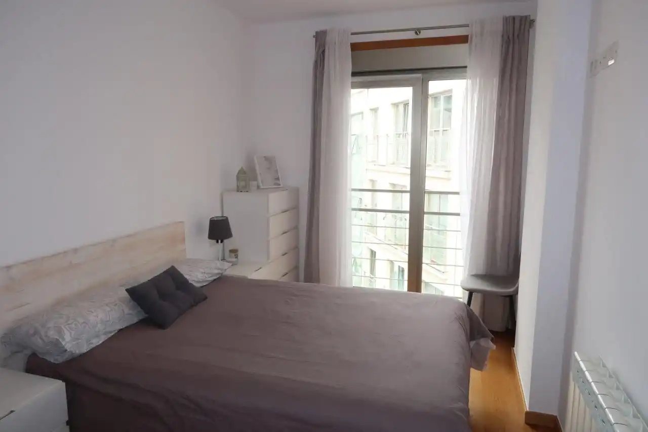 Habitación de Piso en venta en A Coruña Capital  con Calefacción, Terraza y Trastero