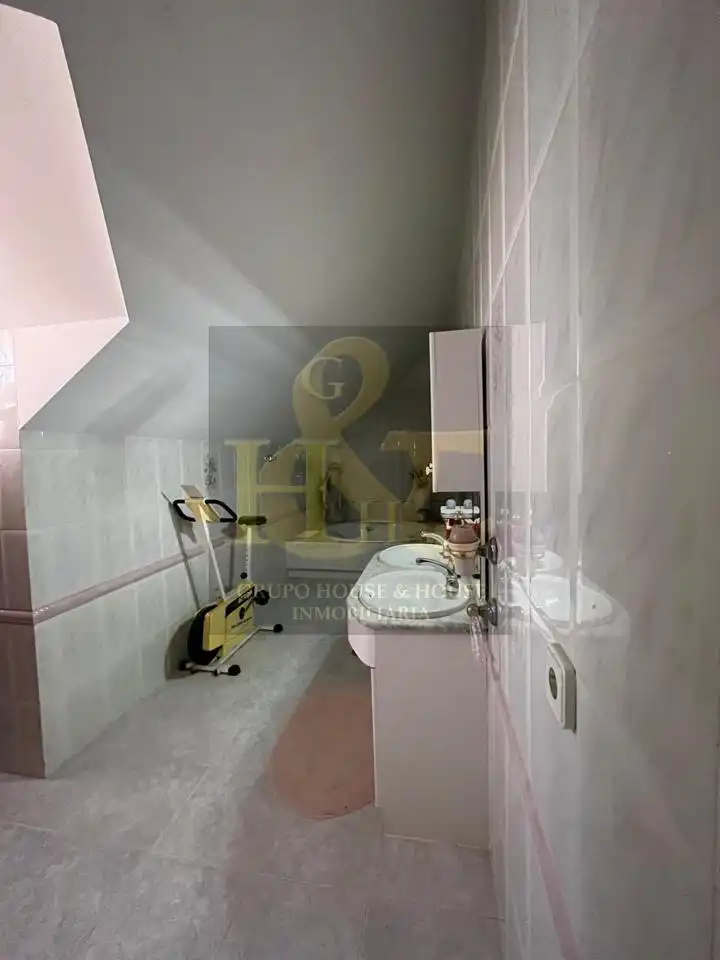 Bathroom of Houses for sale in Sanlúcar de Barrameda  with Air Conditioner, Private garden and Terrace