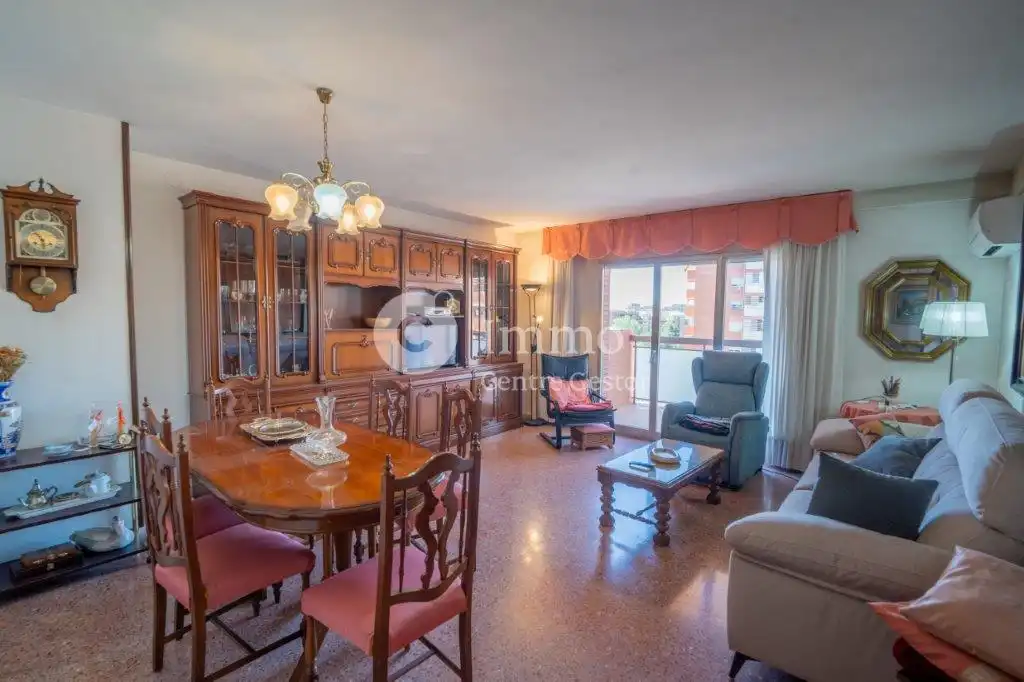 Sala de estar de Piso en venta en Lleida con Aire acondicionado, Calefacción y Trastero