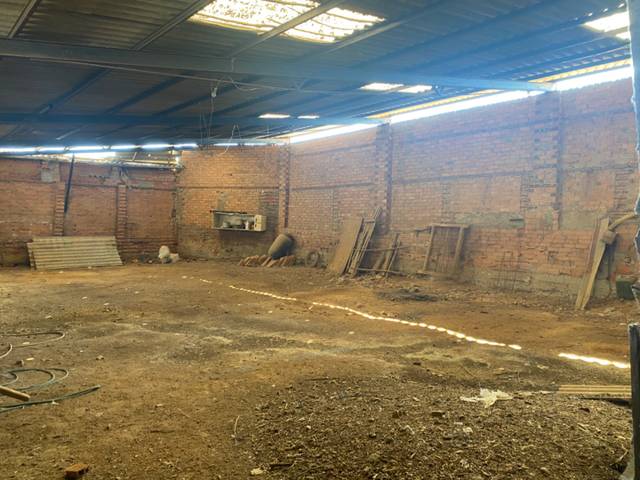 Local comercial en Venta en Calle Camino de Valcabado, 5 en Roperuelos del Páramo