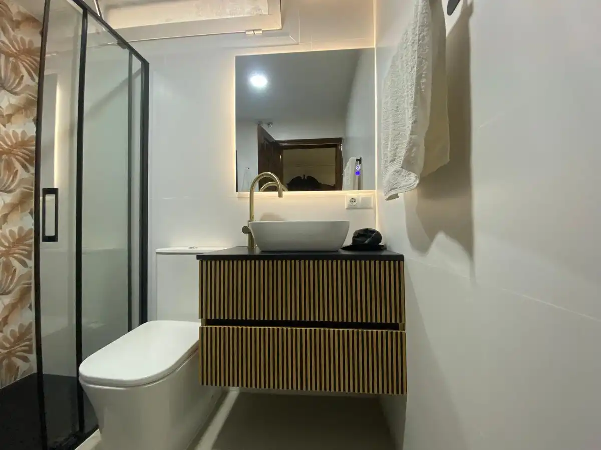 Baño de Apartamento en venta en Dénia con Piscina y Piscina comunitaria