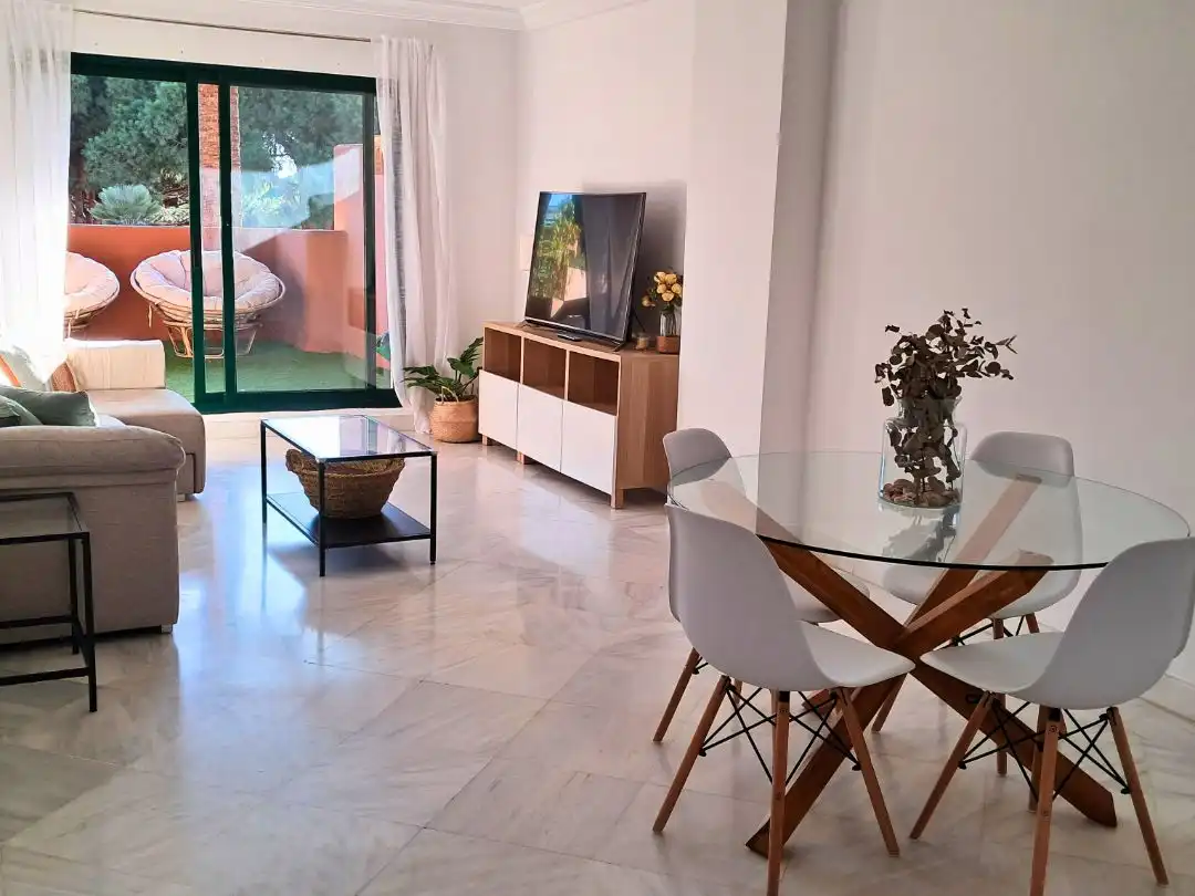 Flat for rent in Avenida de los Alisos, 16, Cabopino - Artola