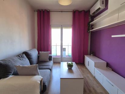 Living room of Flat for sale in  Madrid Capital  with Air Conditioner, Terrace and Balcony