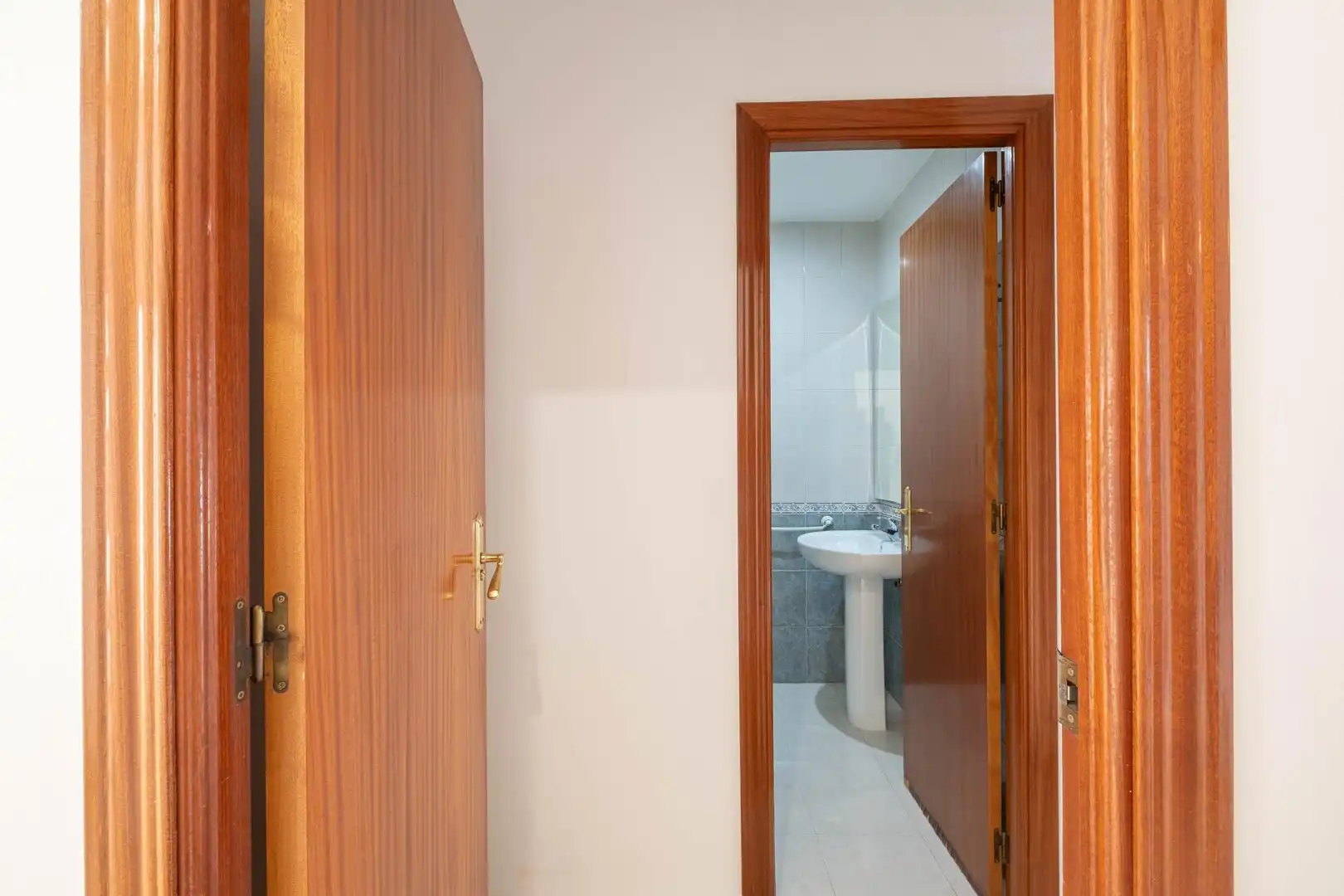 Baño de Dúplex en venta en Sevilla con Aire acondicionado y Piscina comunitaria