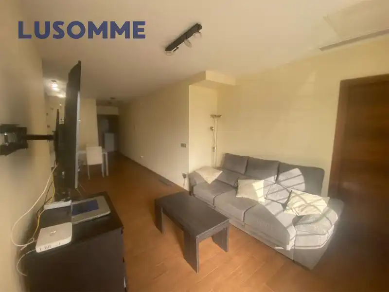 Vista exterior de Planta baja en venta en Valencia con Aire acondicionado y Horno