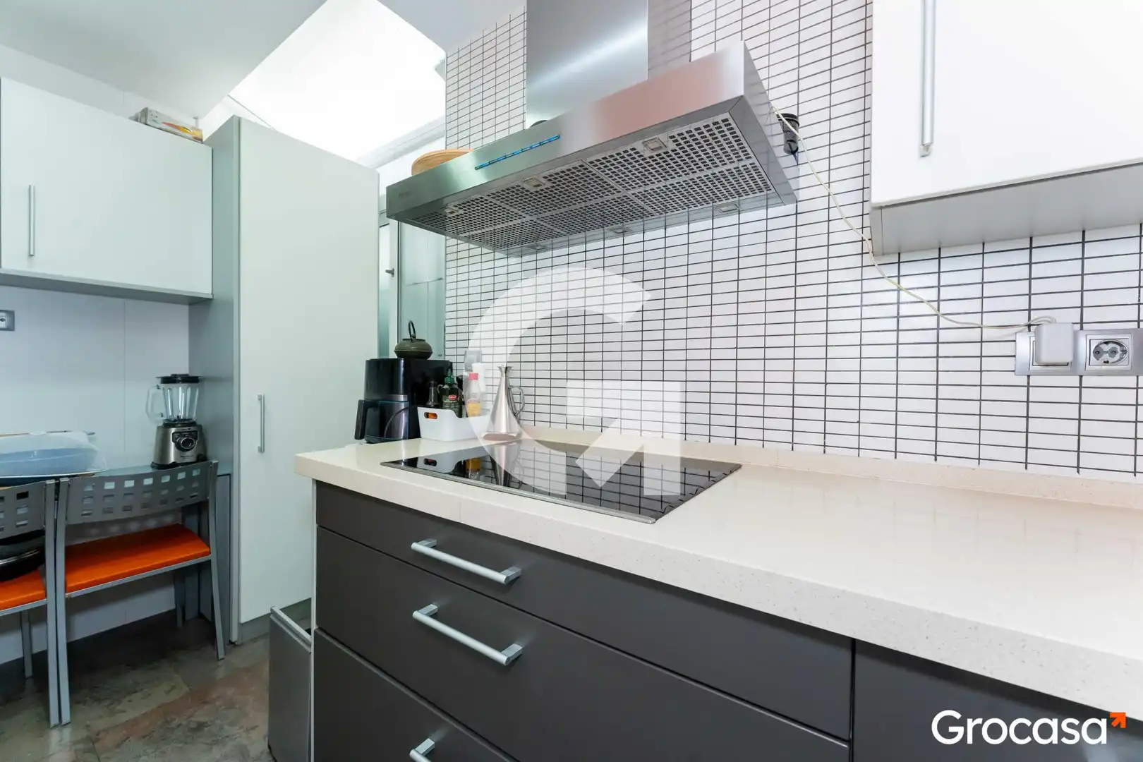 Cocina de Piso en venta en Cornellà de Llobregat con Aire acondicionado, Calefacción y Terraza