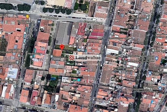 Terreno residencial en Venta en PASSATGE LLEDONER, 22-24 en Hostal