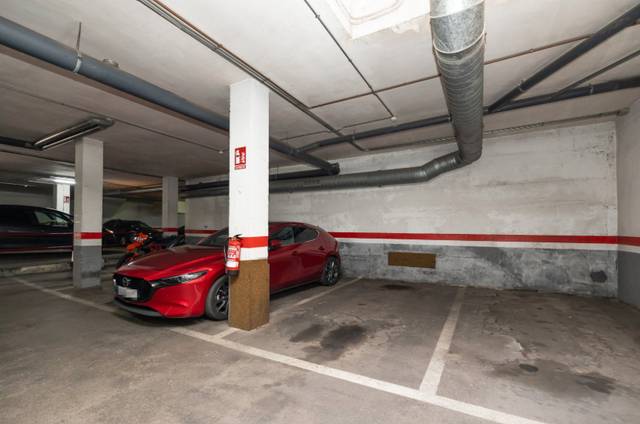 Garaje en Venta en Carrer de Bartomeu Garcia i Subirà en Casablanca