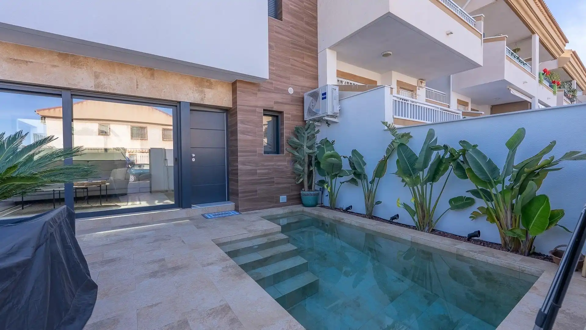 Piscina de Casa o chalet en venta en San Pedro del Pinatar con Aire acondicionado, Calefacción y Amueblado