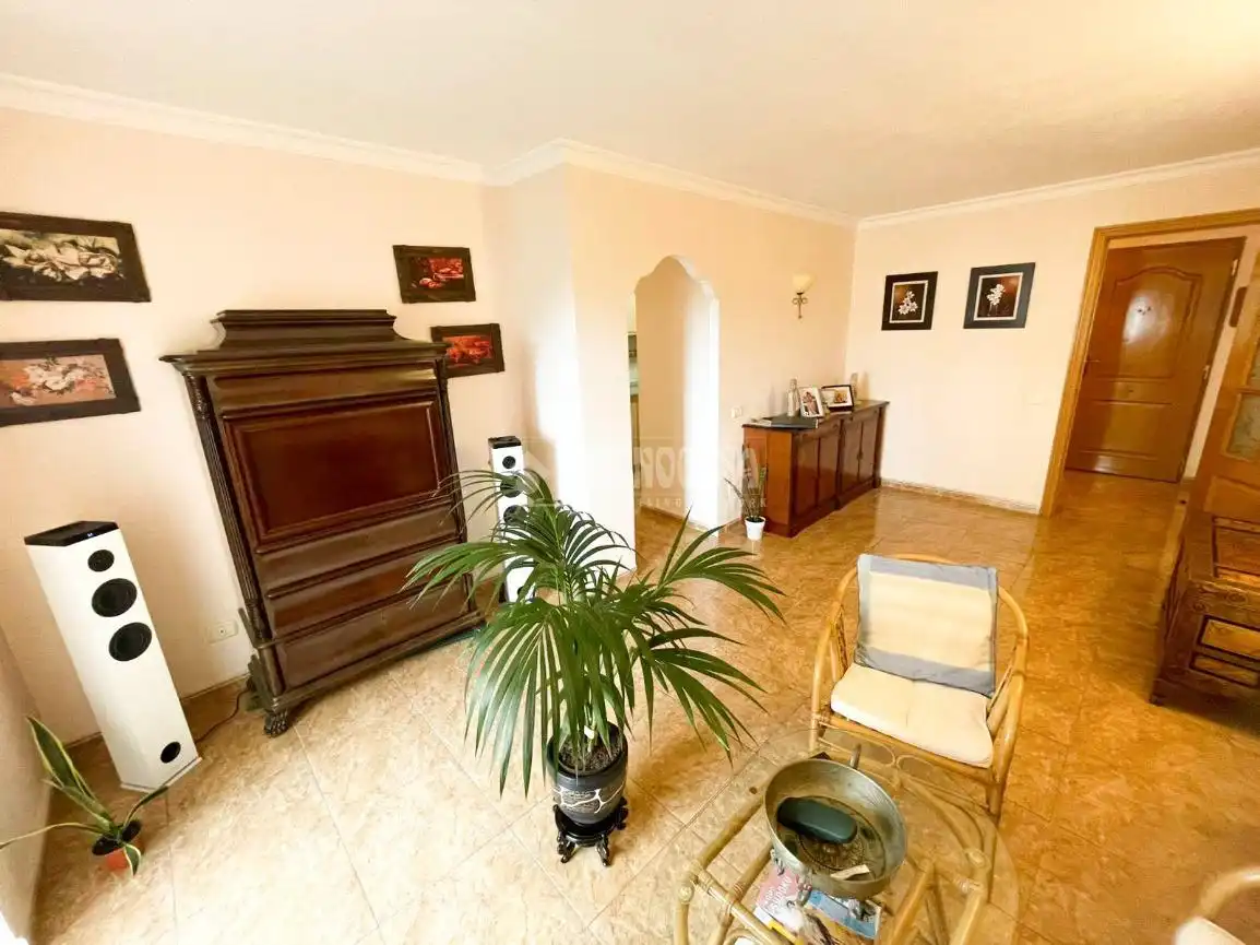 Sala de estar de Piso en venta en Las Palmas de Gran Canaria