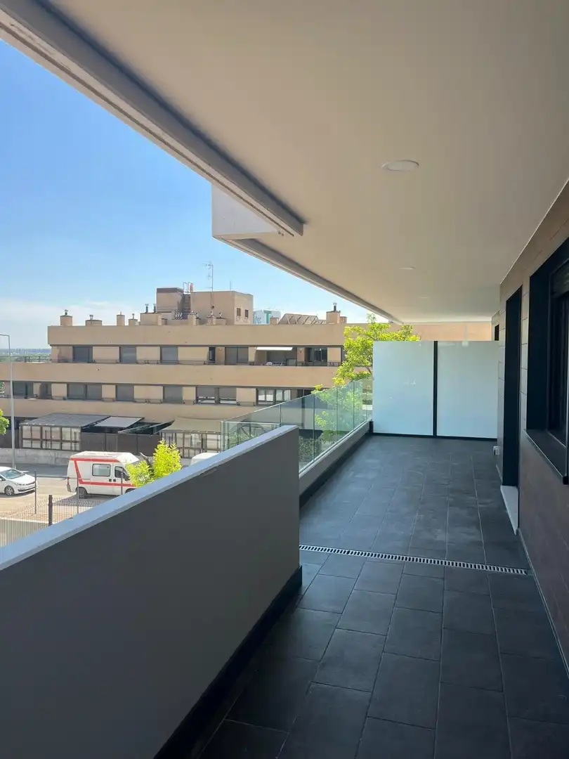 Wohnung mit Pool zum Verkauf in Calle Pintor Diego Jiménez, imagen 3