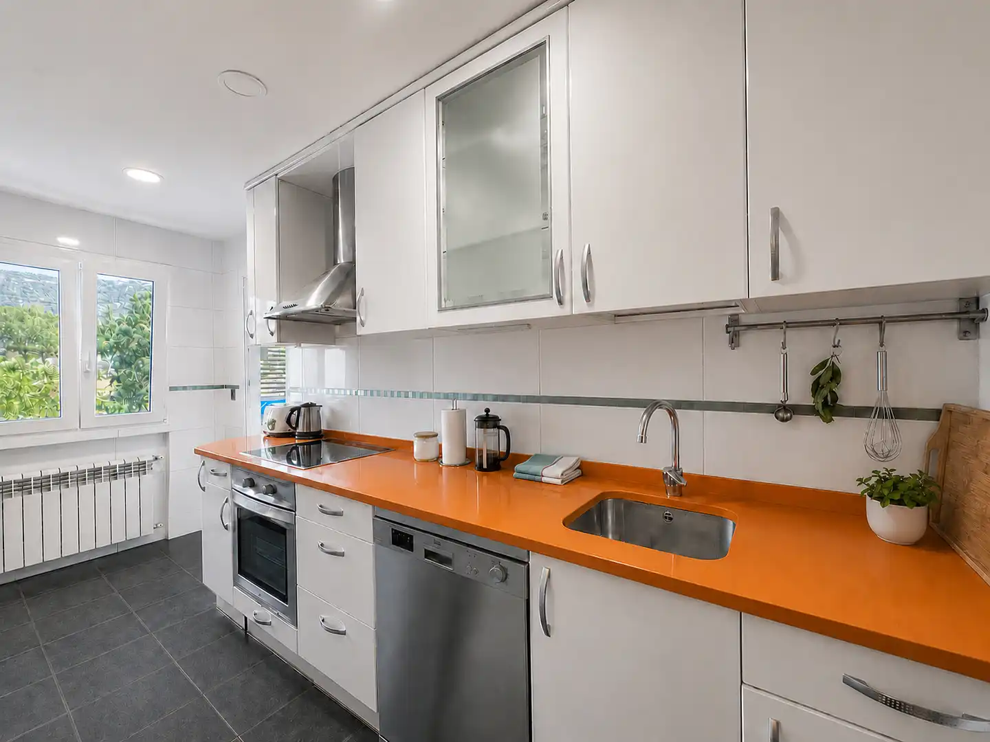 Flat with terrace for sale in Camino de los Fresnos 5, imagen 7