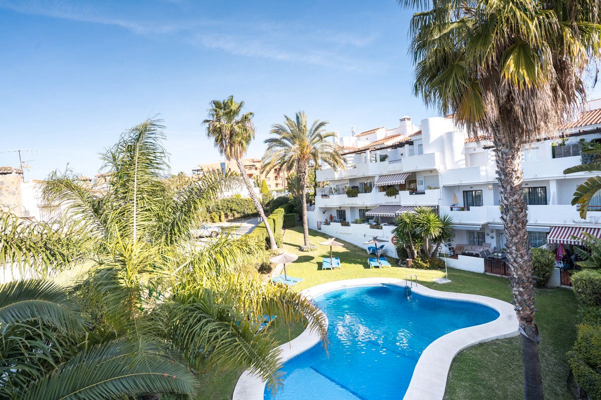 Jardí de Àtic en venda en Estepona amb Aire condicionat, Traster i Moblat