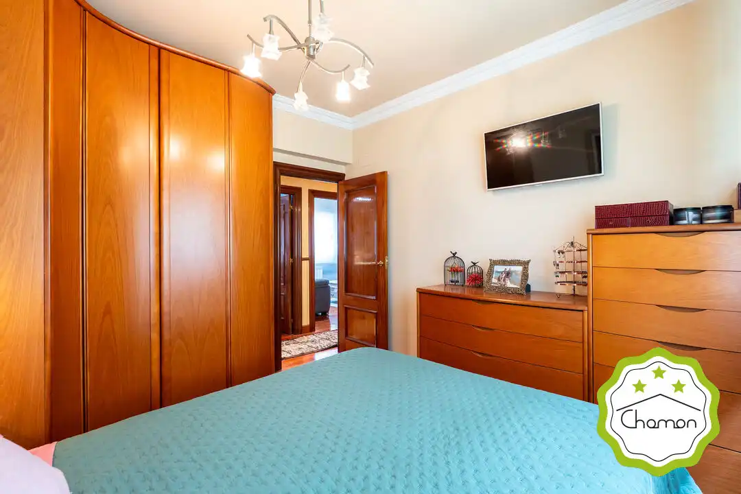 Bedroom of Flat for sale in Santurtzi   with Heating and Storage room