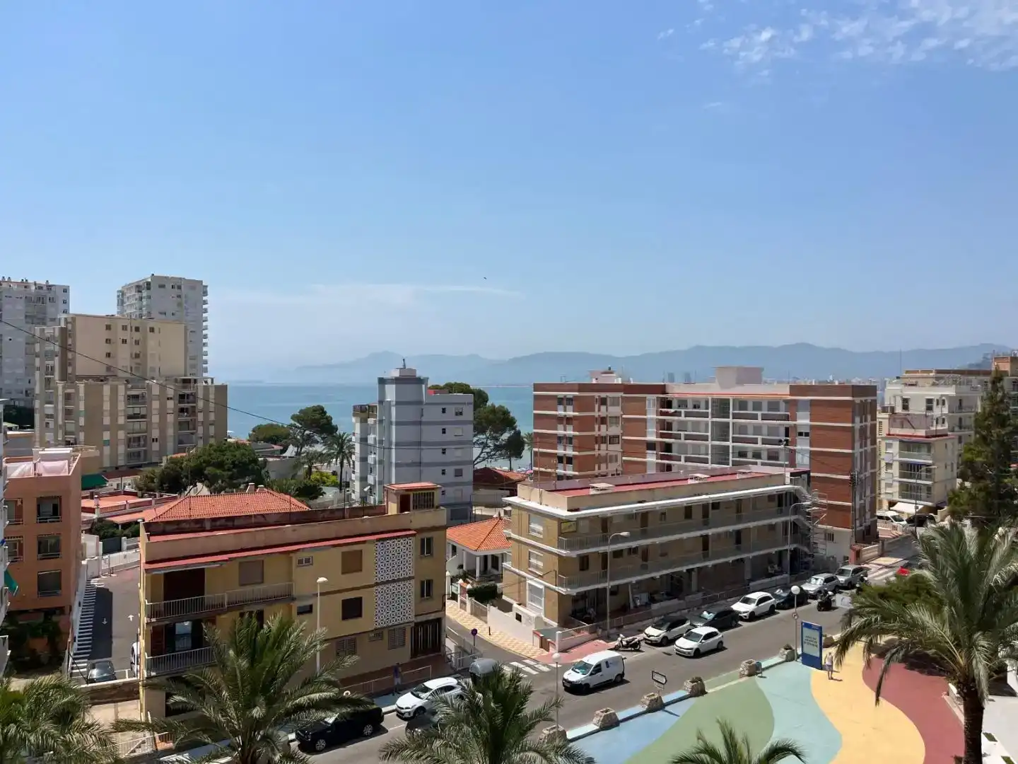 Außenansicht von Wohnung zur Miete in Cullera mit Klimaanlage, Schwimmbad und Balkon