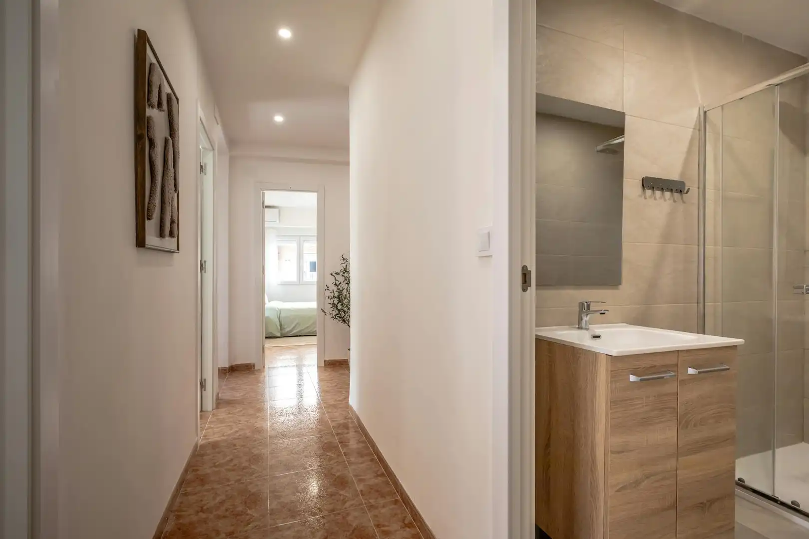 Flat for share in Valencia  with Air Conditioner, Heating and Private garden