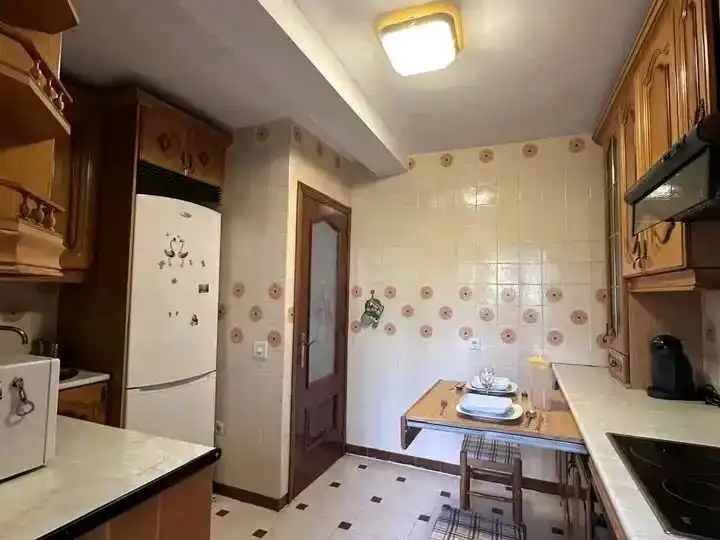 Küche von Wohnungen zur Miete in  Madrid Capital mit Balkon