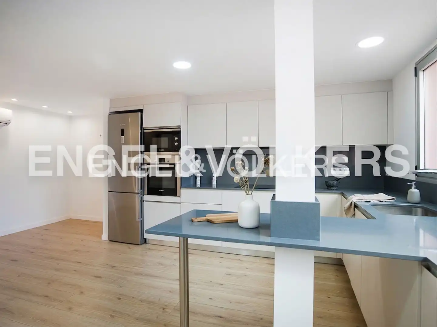 Flat for sale in Parque Ribalta - Plaza de Toros
