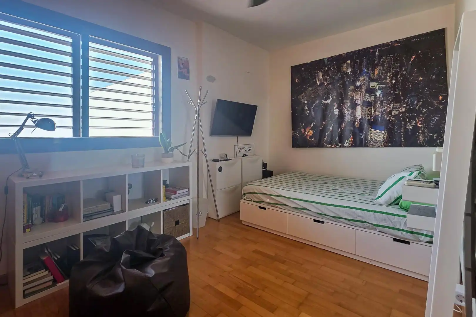 Schlafzimmer von Haus oder Chalet zum Verkauf in Montequinto mit Klimaanlage, Heizung und Terrasse