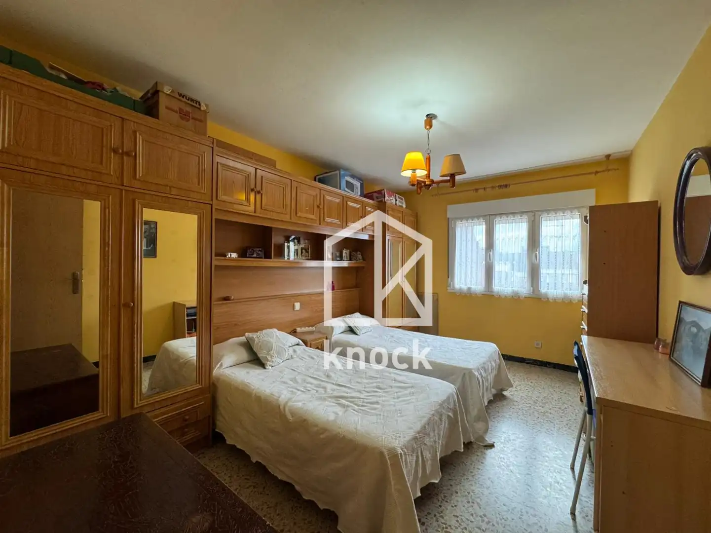 Habitación de Piso en venta en Gijón  con Balcón
