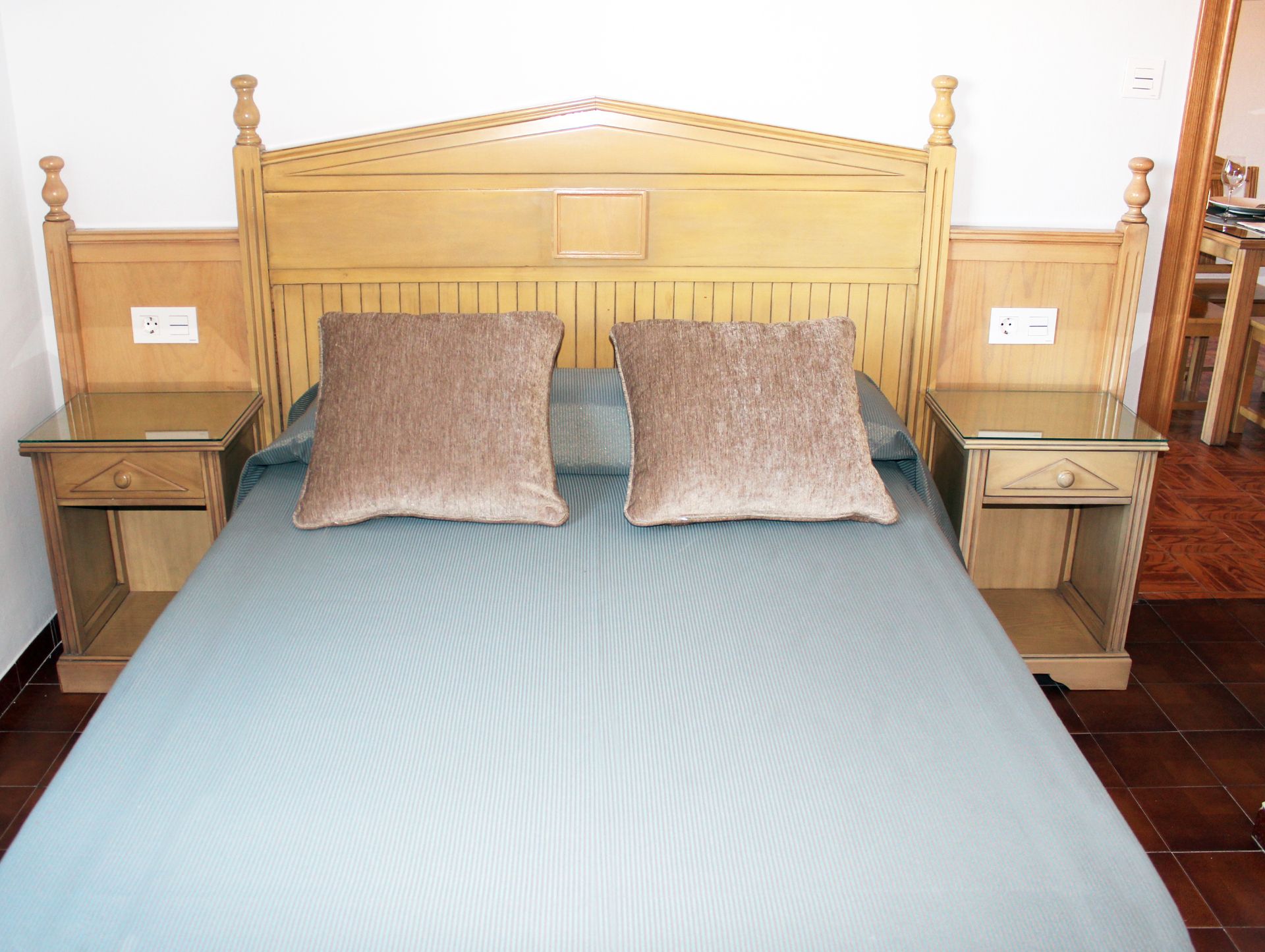 Dormitori de Àtic de lloguer en  Granada Capital amb Calefacció, Terrassa i Moblat