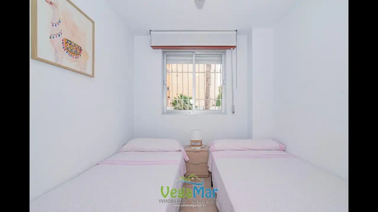 Schlafzimmer von Erdgeschoss zum Verkauf in Almuñécar mit Terrasse und Möbliert