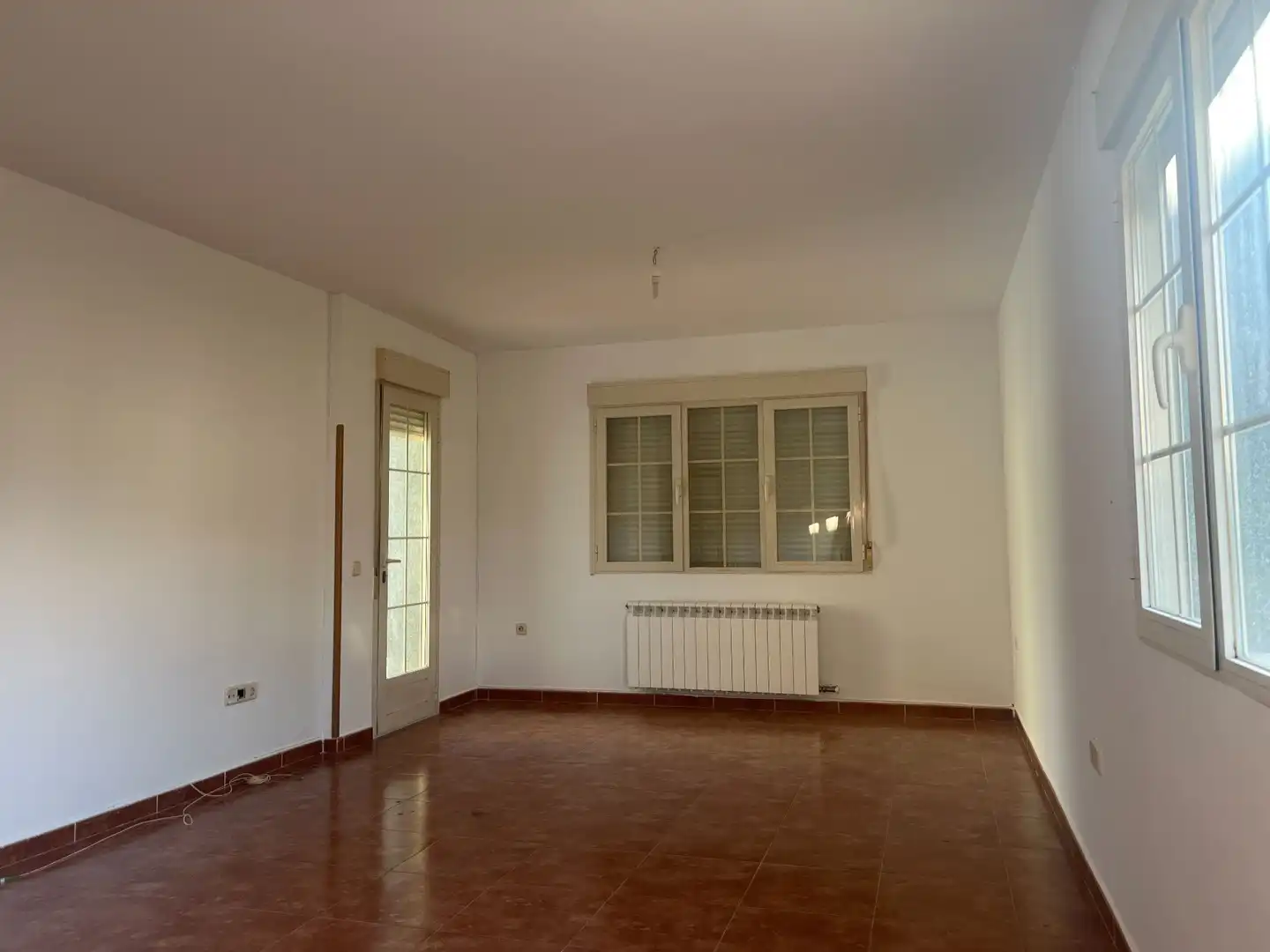 Living room of Houses for sale in Valdemorillo  with Private garden and Terrace