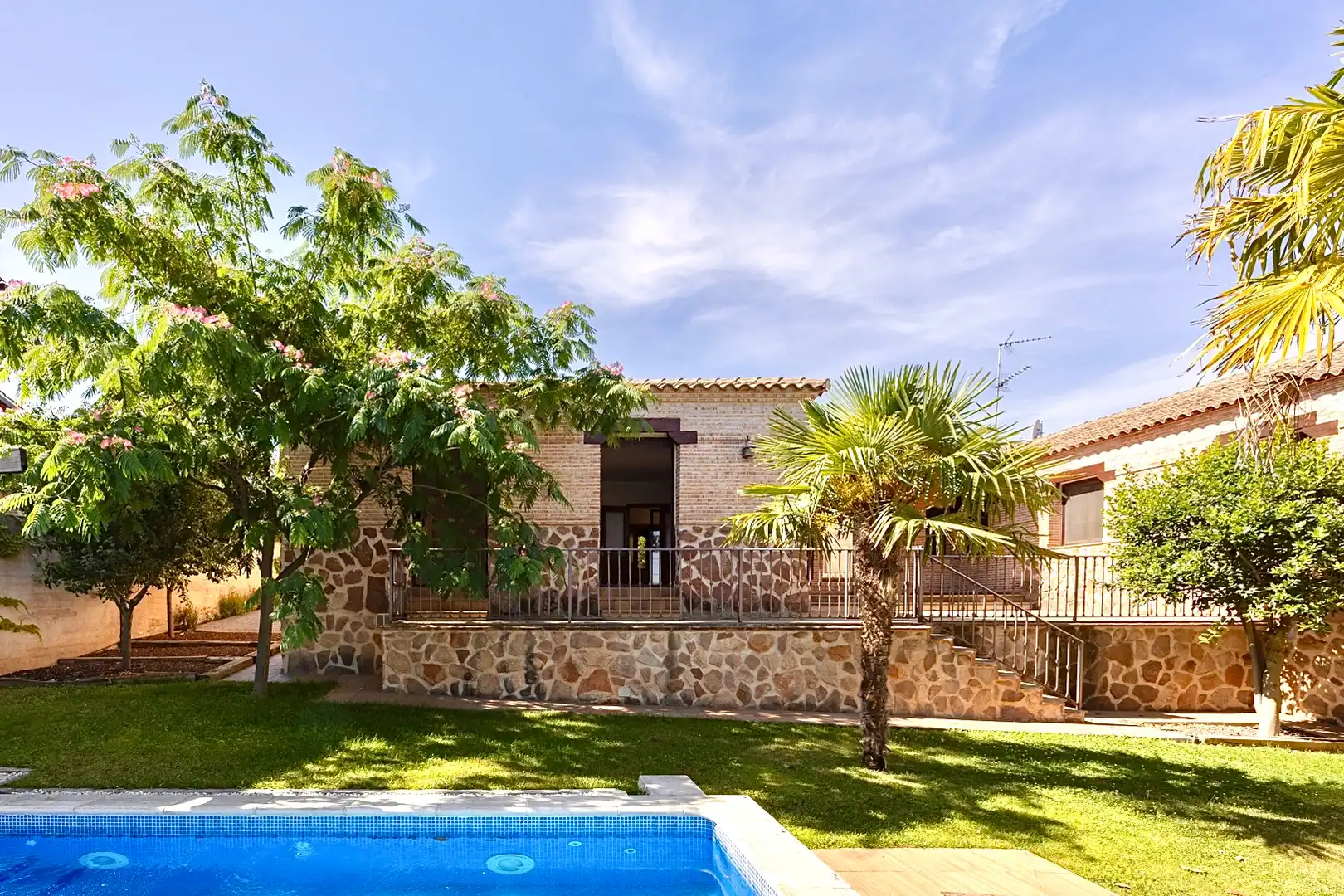 Jardín de Casa o chalet en venta en Toledo con Aire acondicionado, Calefacción y Jardín privado