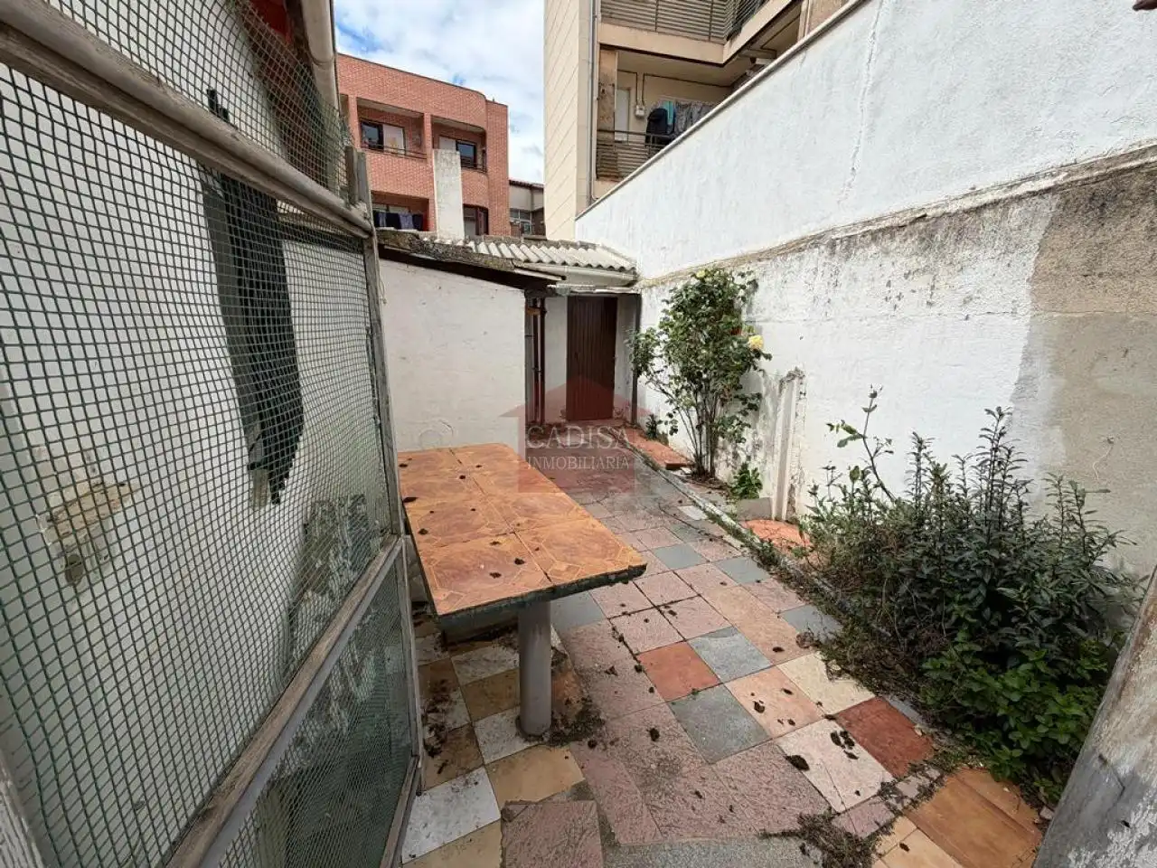 Vista exterior de Casa o xalet en venda en Carbajosa de la Sagrada amb Calefacció, Jardí privat i Terrassa
