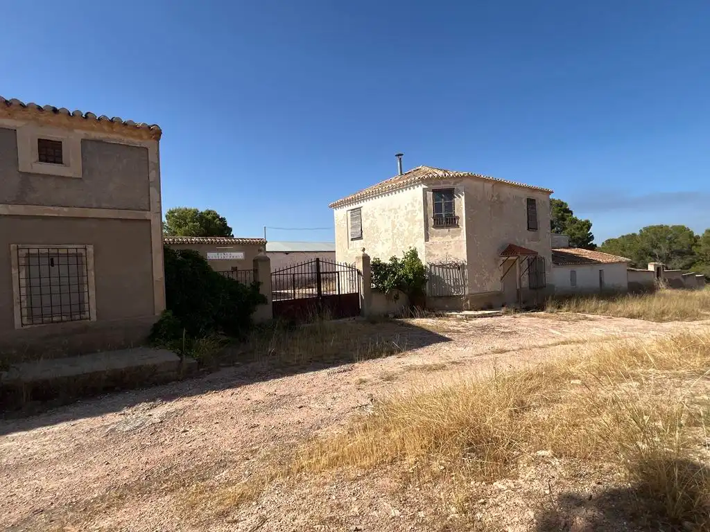 Terreny en venda en Hellín