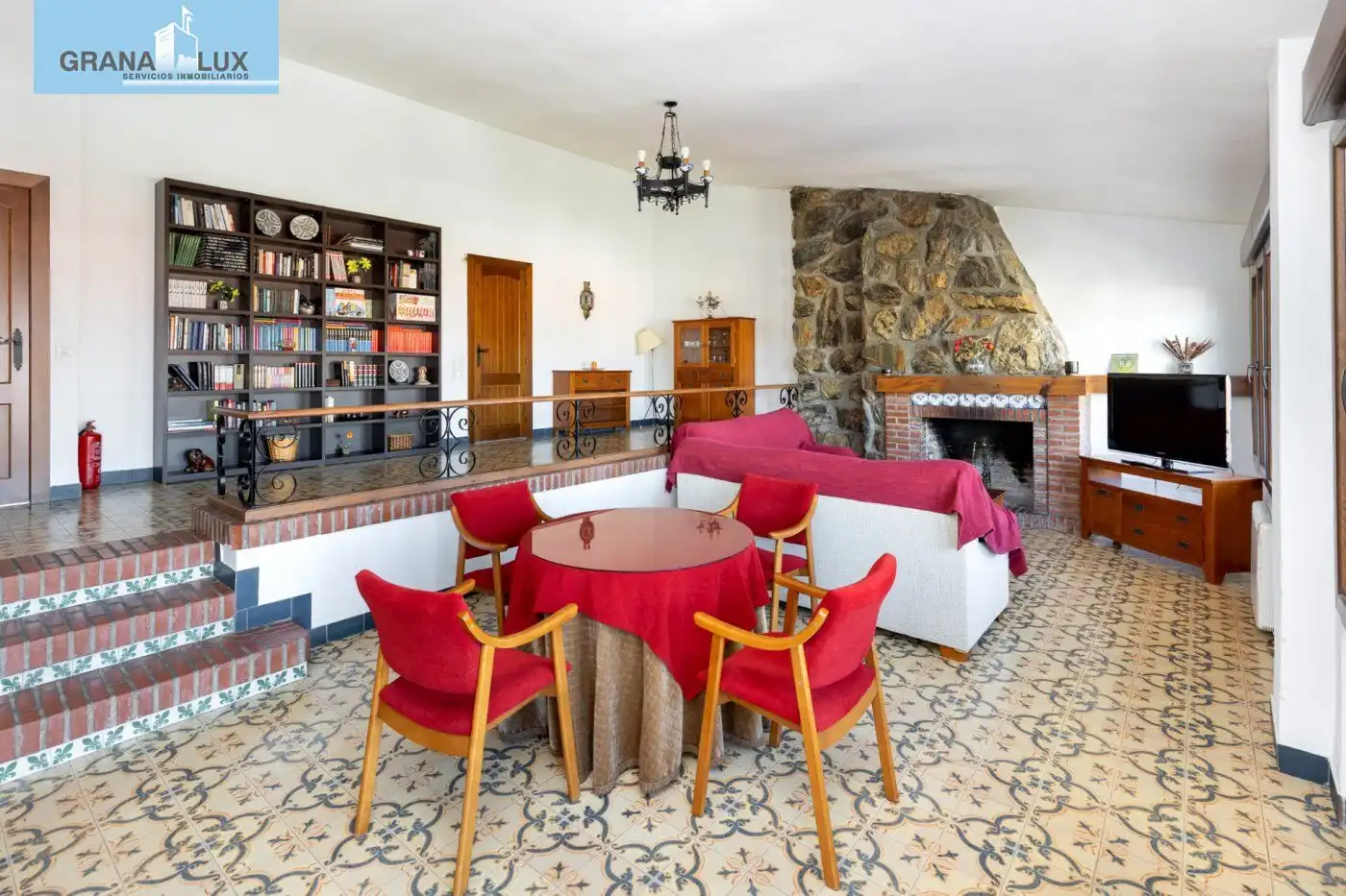 Villa mit Terrasse zum Verkauf in Avenida BERMEJALES DE LOS, imagen 6