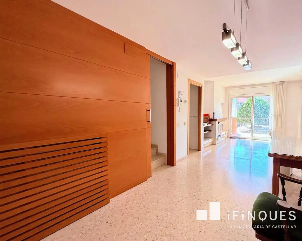 Casa o chalet en venta en Castellar del Vallès con Aire acondicionado, Calefacción y Jardín privado