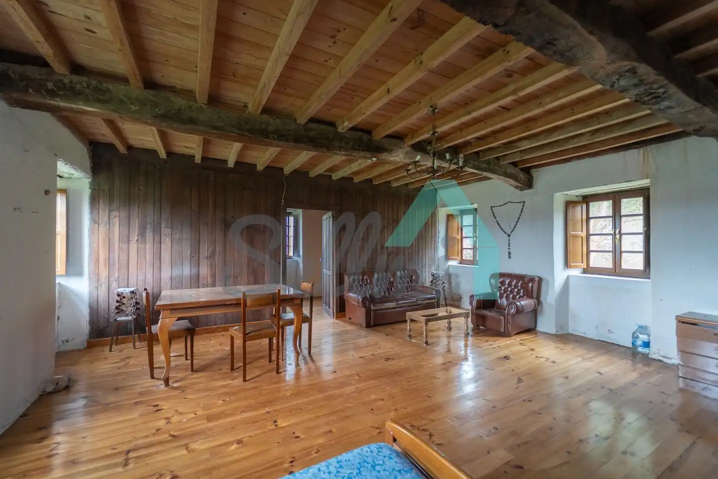 Sala de estar de Casa o chalet en venta en Castropol con Jardín privado y Parquet
