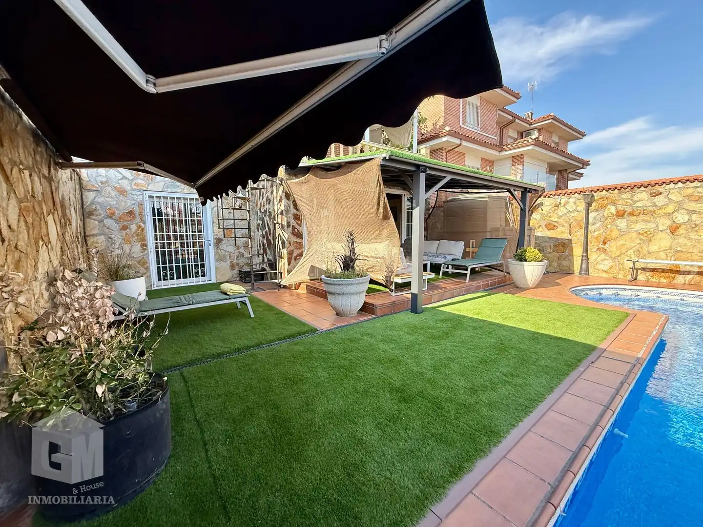 Terrace of Detached homes for sale in Arroyomolinos (Madrid)  with Air Conditioner, Heating and Private garden