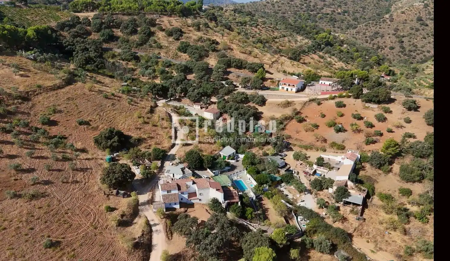 Außenansicht von Haus oder Chalet zum Verkauf in Casabermeja mit Privatgarten, Terrasse und Abstellraum