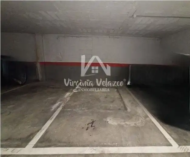 Parking de Apartamento en venta en Rincón de la Victoria con Terraza y Trastero