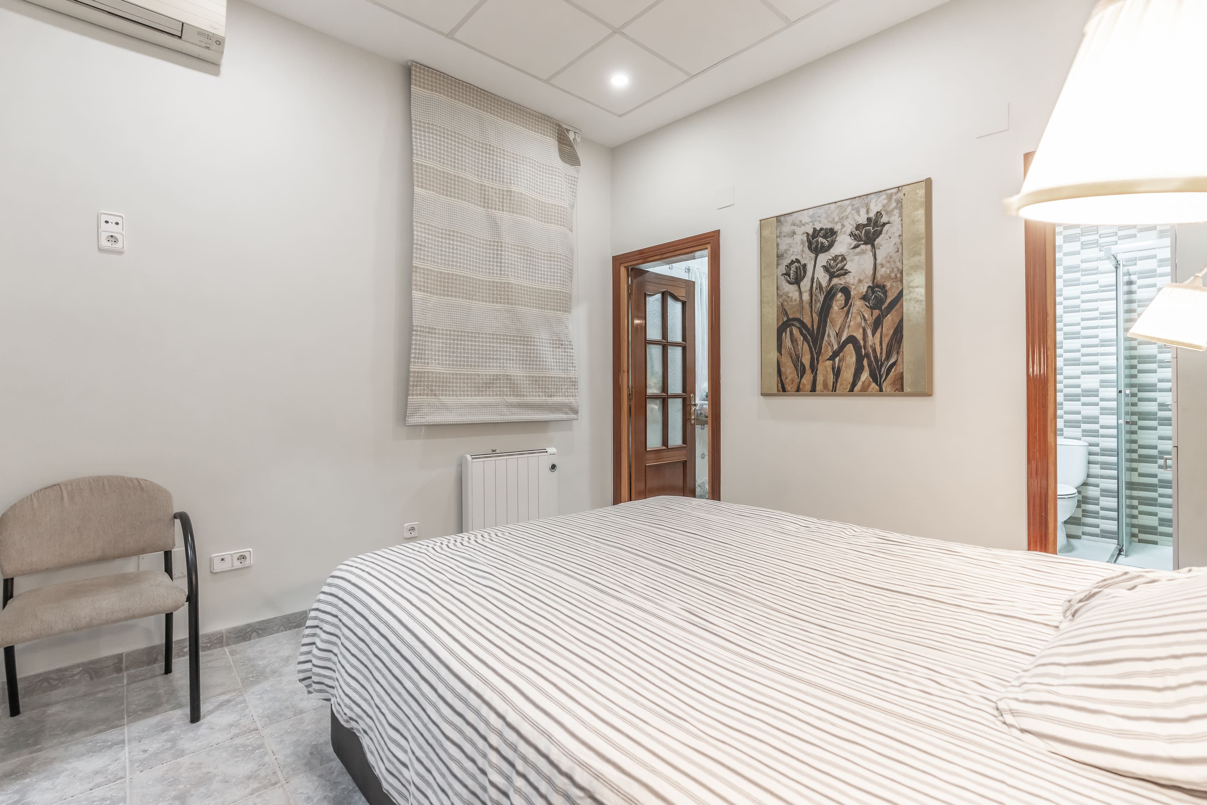 Bedroom of Flat for sale in  Madrid Capital  with Heating
