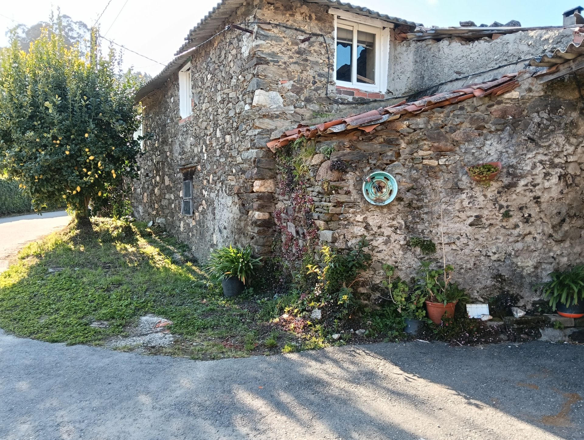 Exterior view of Single-family semi-detached for sale in Oza dos Ríos  with Private garden and Storage room