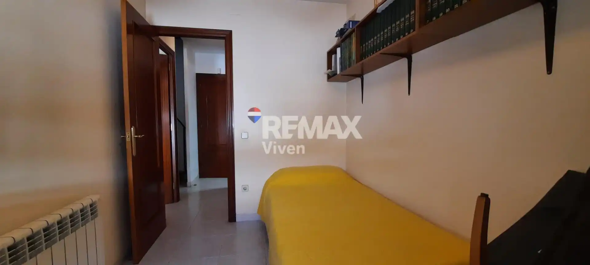 Casa adosada en venta en Vilanova i la Geltrú con Aire acondicionado, Jardín privado y Terraza
