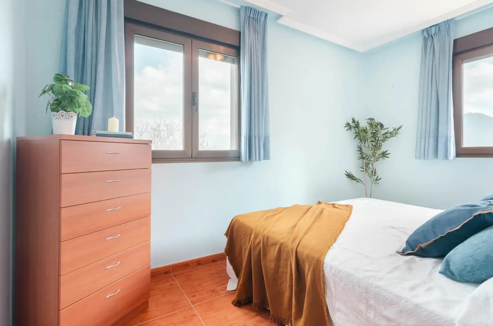 Schlafzimmer von Residential zum Verkauf in Nava