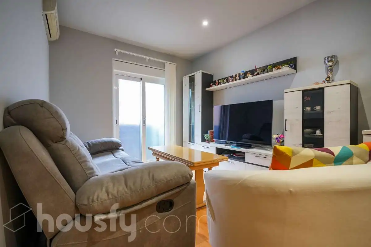 Wohnzimmer von Wohnung zum Verkauf in Madrid mit Klimaanlage, Heizung und Parkett
