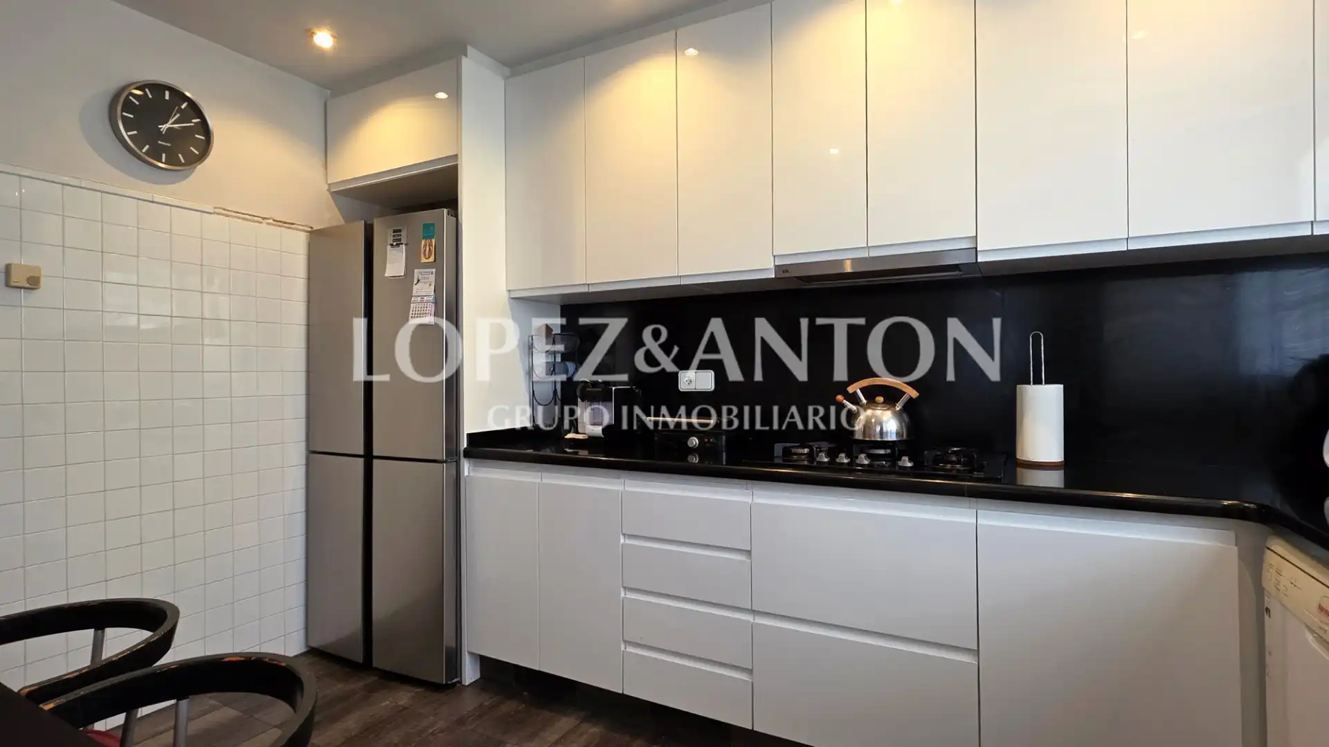 Cocina de Casa o chalet en venta en L'Eliana con Calefacción, Jardín privado y Parquet