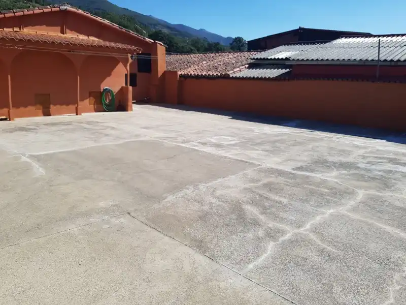 Parking de Casa o chalet en venta en Cabezuela del Valle con Aire acondicionado, Calefacción y Terraza